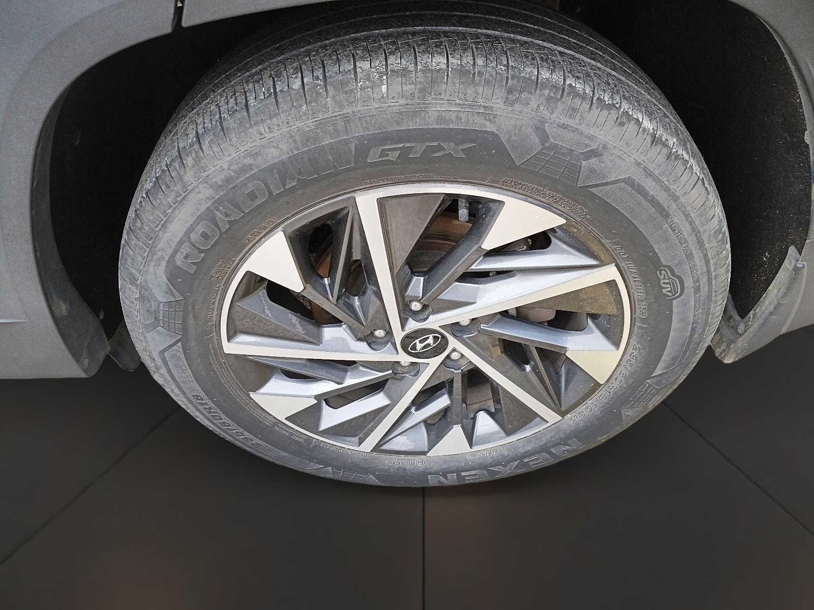 HYUNDAI TUCSON 2024 - Imagen 6 de 12