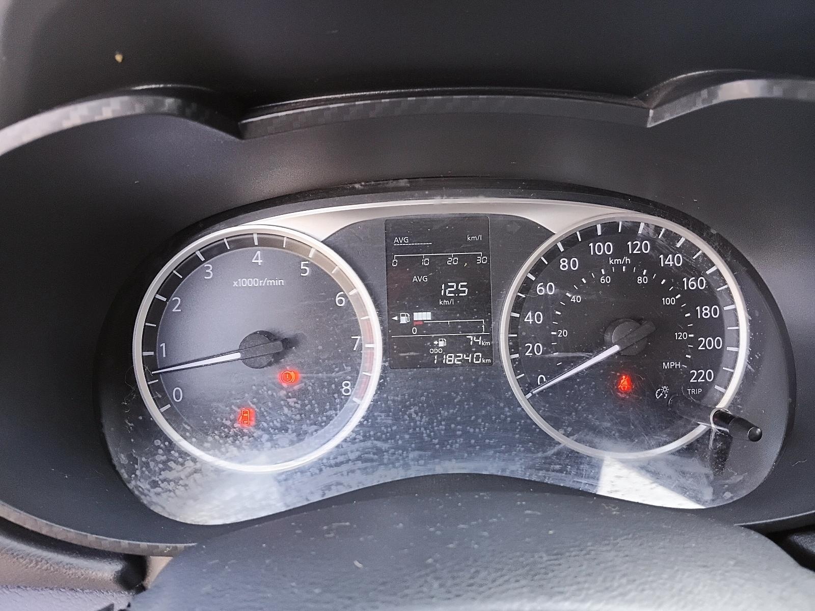 NISSAN VERSA 2023 - Imagen 11 de 12