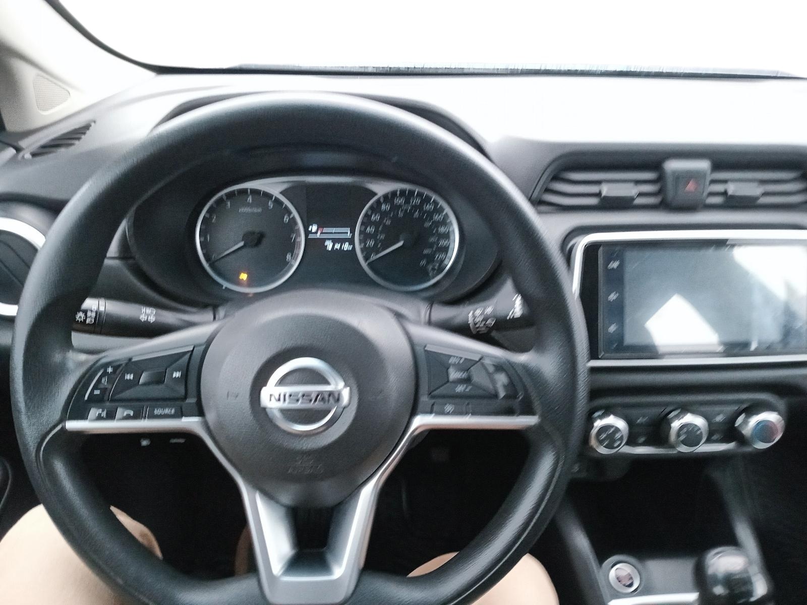 NISSAN VERSA 2023 - Imagen 11 de 12