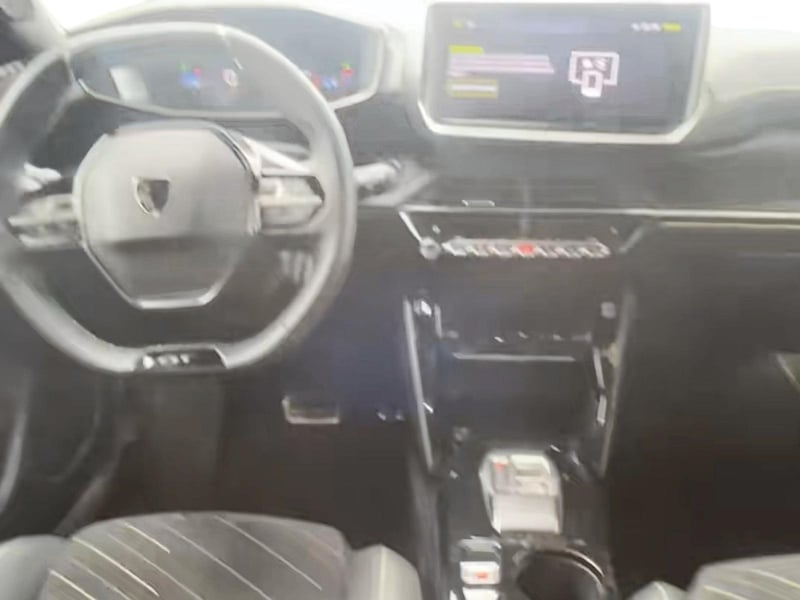 Peugeot 2008 MCA GT MHEV 136 EDCT6 2026 - Imagen 8 de 12