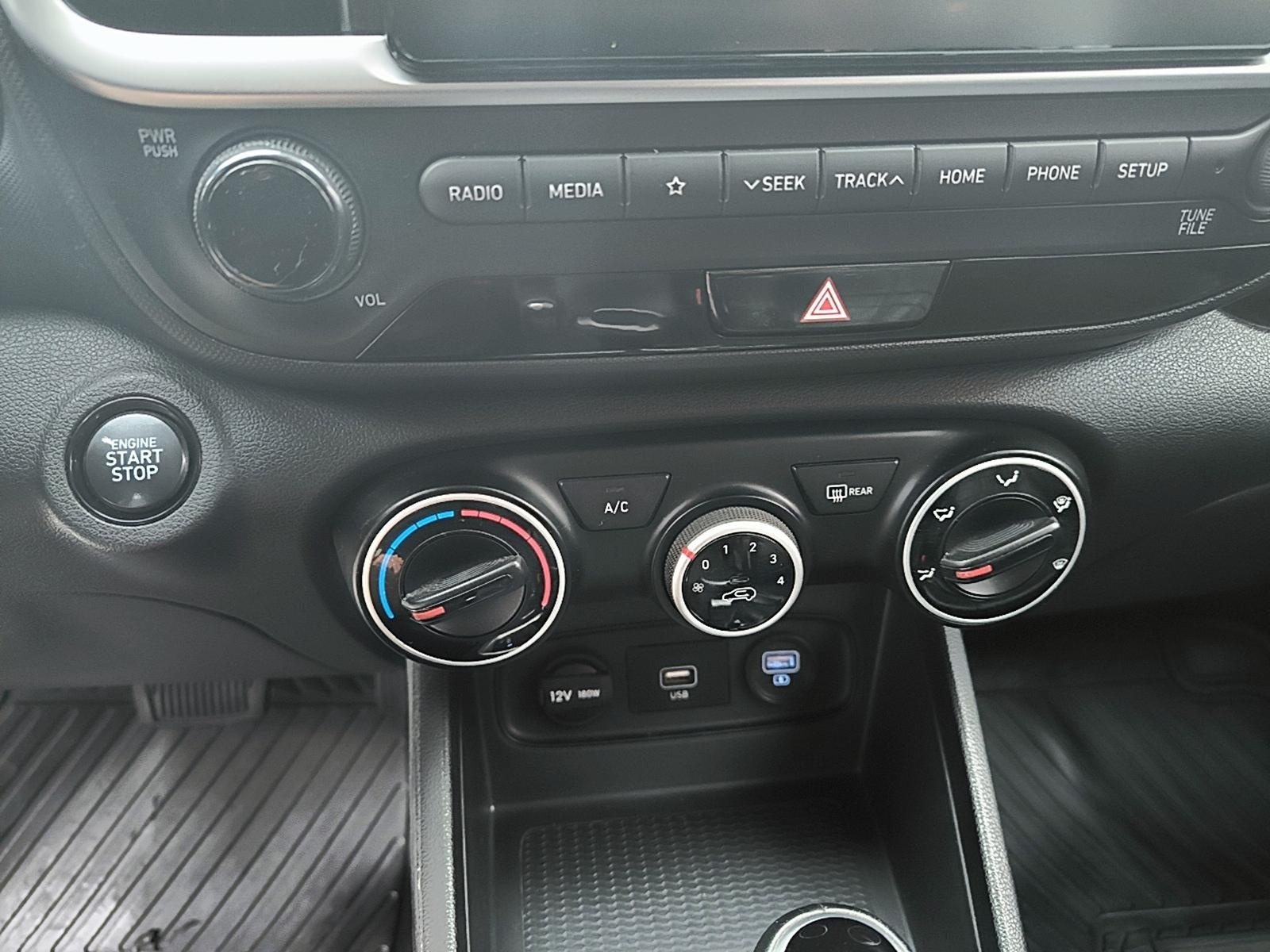 Hyundai VENUE 2020 - Imagen 9 de 12