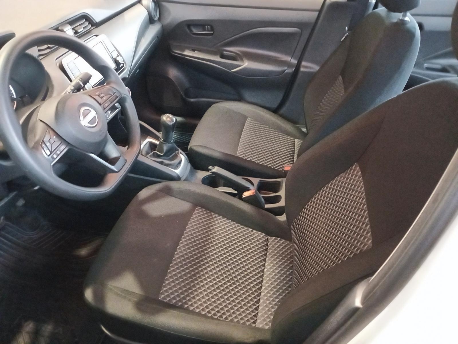 Nissan VERSA 2025 - Imagen 7 de 11