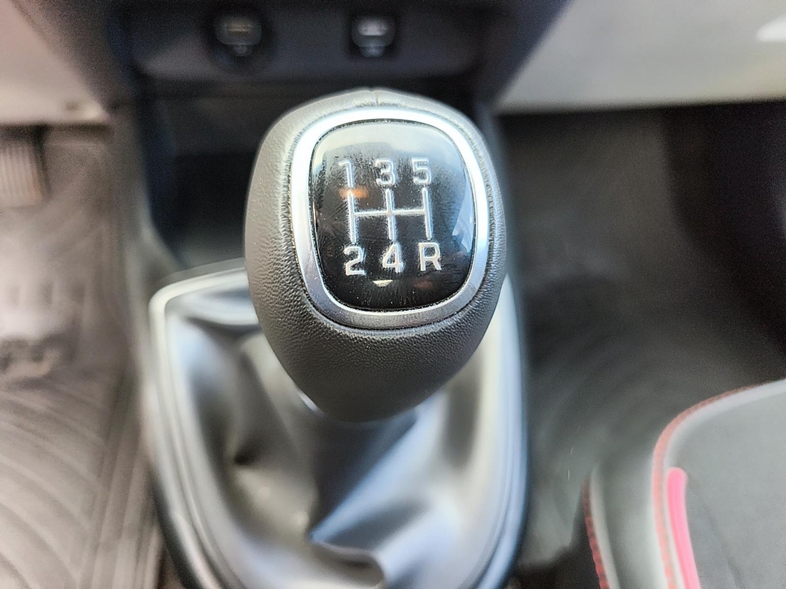 Hyundai GRAND I-10 2023 - Imagen 9 de 12