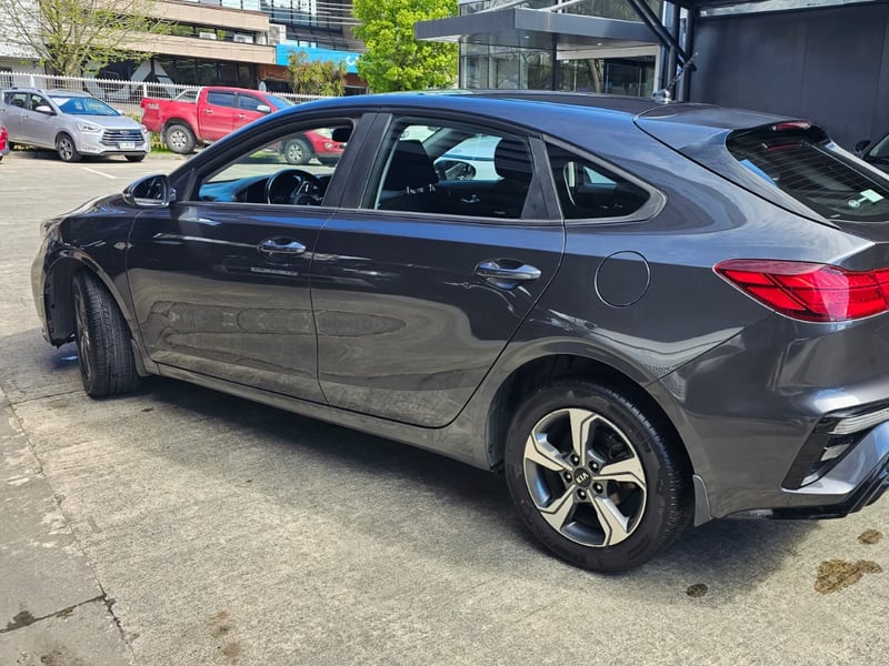 Kia CERATO 2020 - Imagen 4 de 11