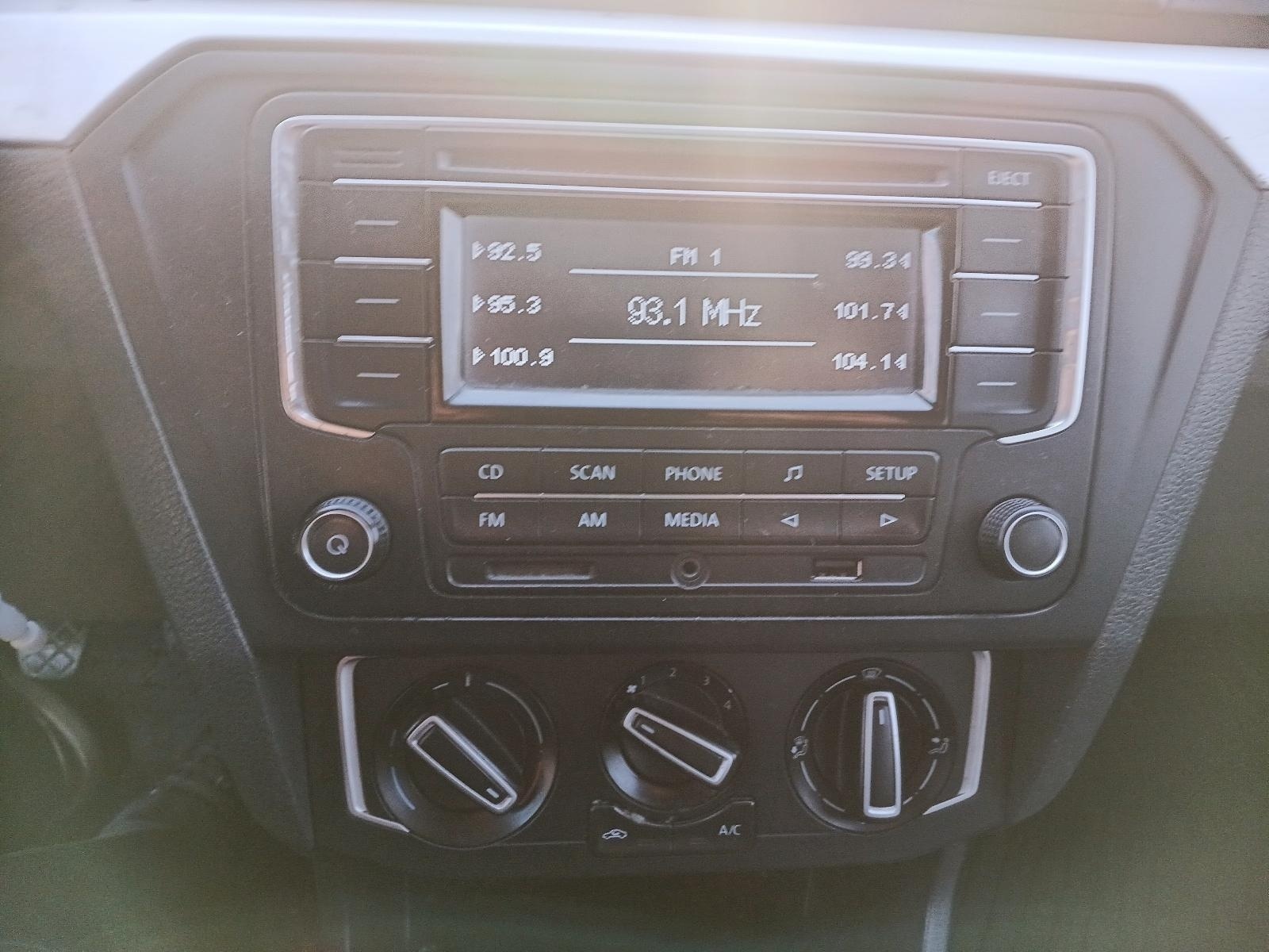 Volkswagen GOL 2017 - Imagen 8 de 12