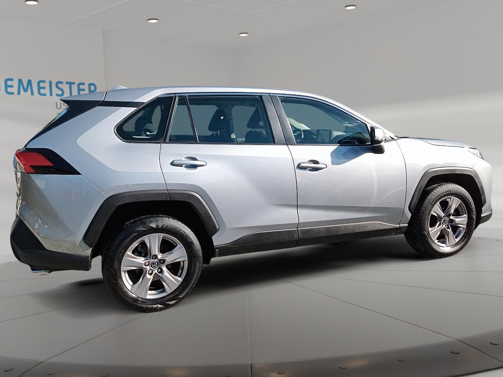 Toyota RAV4 2024 - Foto 4 de 12