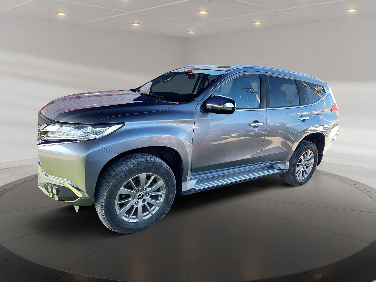 Mitsubishi MONTERO 2019 - Imagen 5 de 12