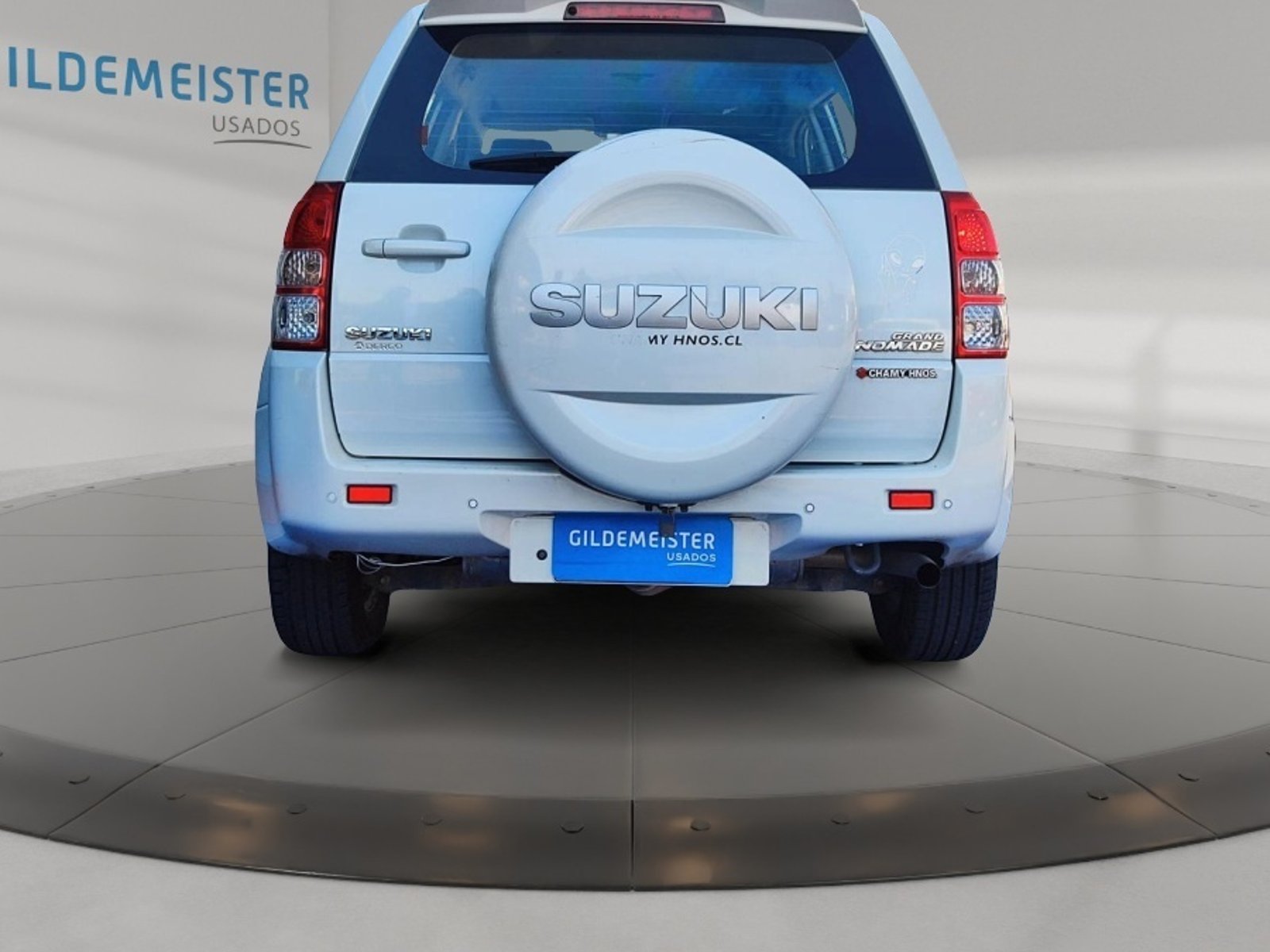 Suzuki GRAND NOMADE 2018 - Foto 3 de 12