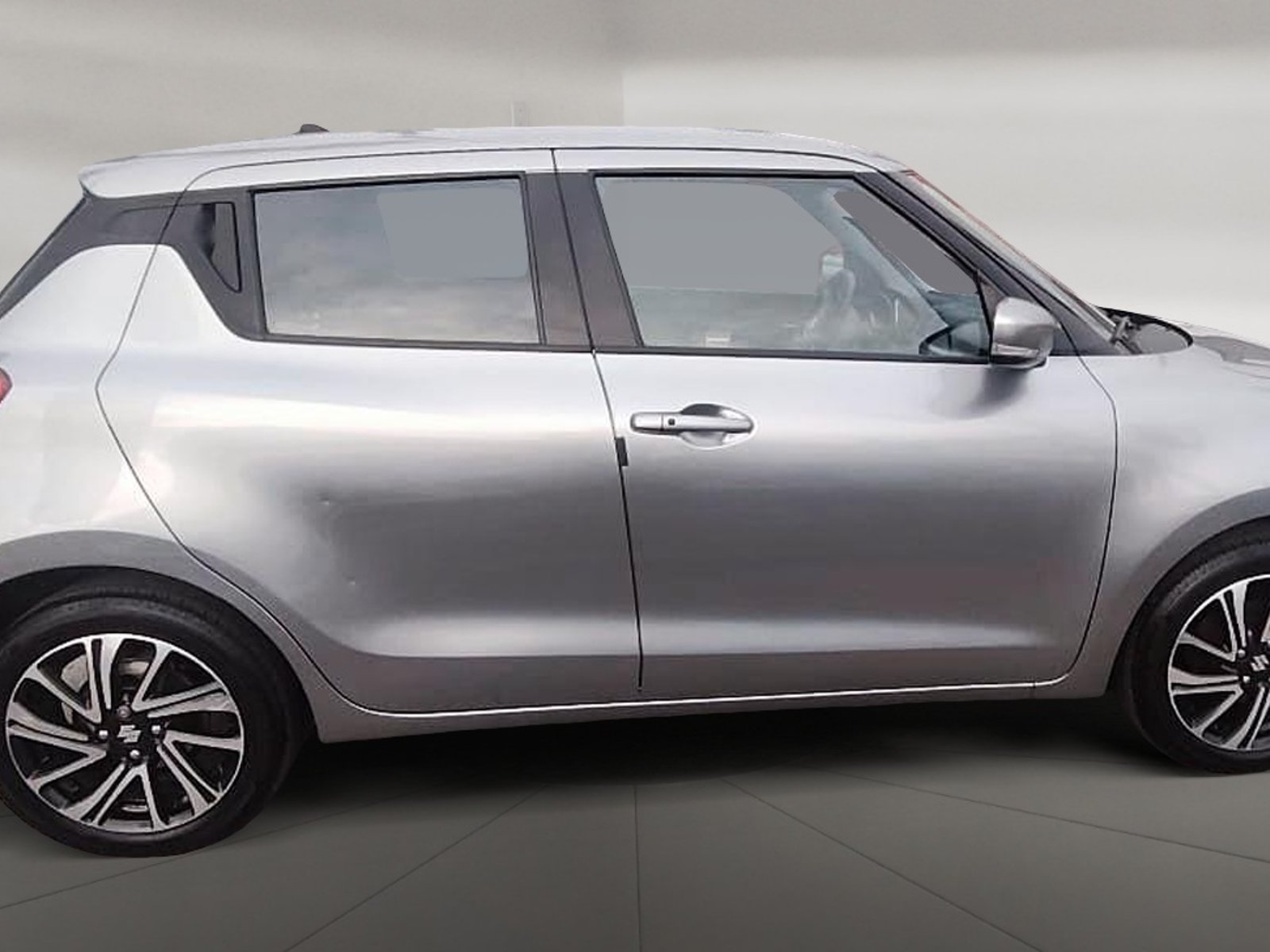 Suzuki SWIFT 2024 - Foto 4 de 12