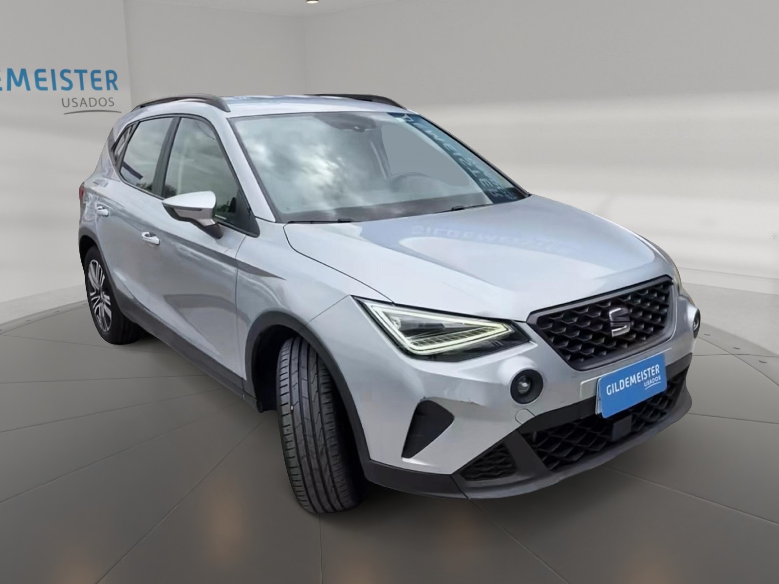 SEAT ARONA 2023 - Foto 3 de 10