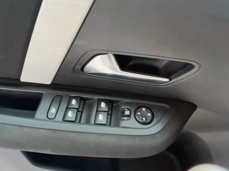 Citroën C4 2022 - Imagen 11 de 12