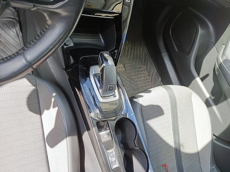 Peugeot 2008 2021 - Imagen 9 de 10