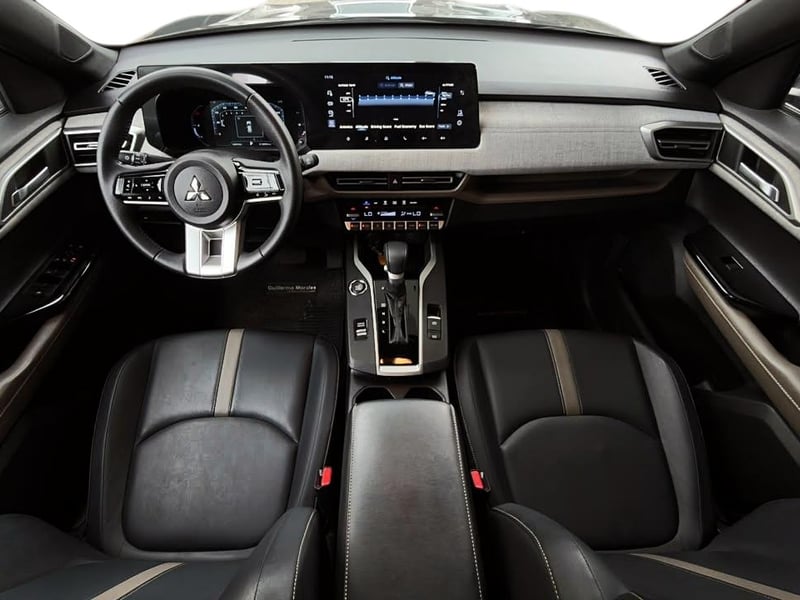 Mitsubishi MITSUBISHI 2025 - Imagen 8 de 12