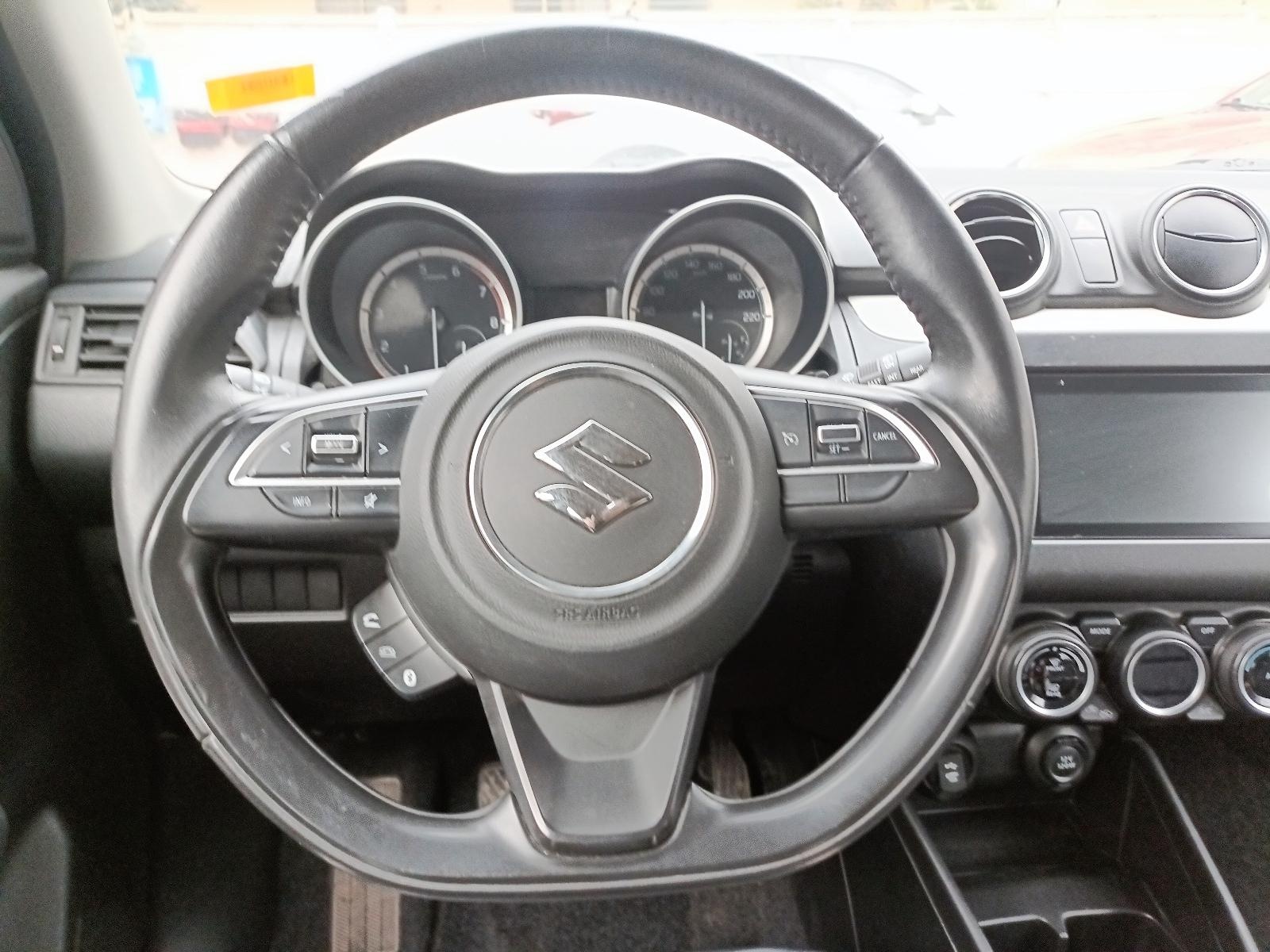 SUZUKI SWIFT 2020 - Imagen 7 de 12