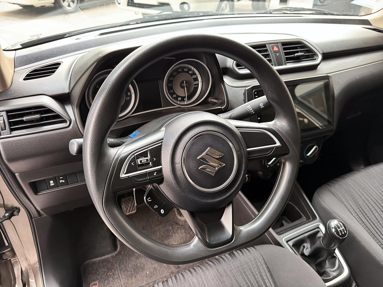 SUZUKI SUZUKI 2024 - Imagen 11 de 12