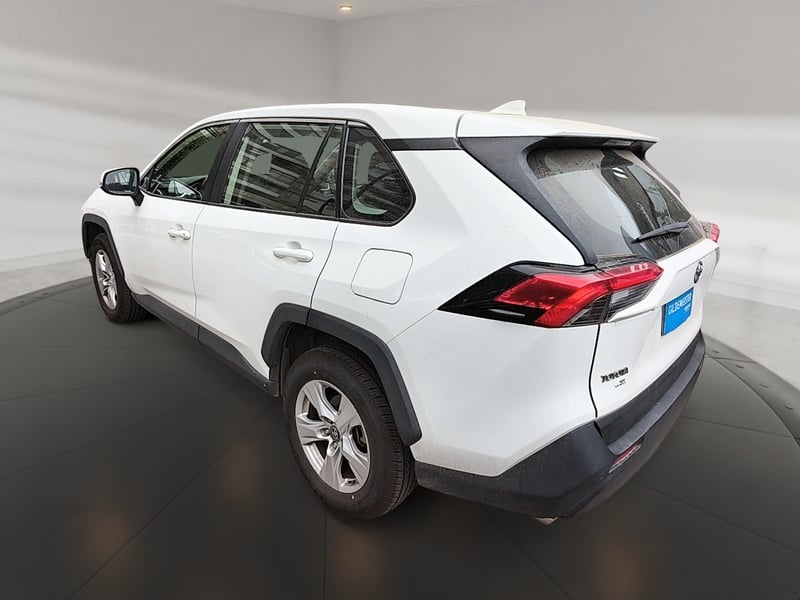 Toyota RAV4 2021 - Imagen 4 de 12