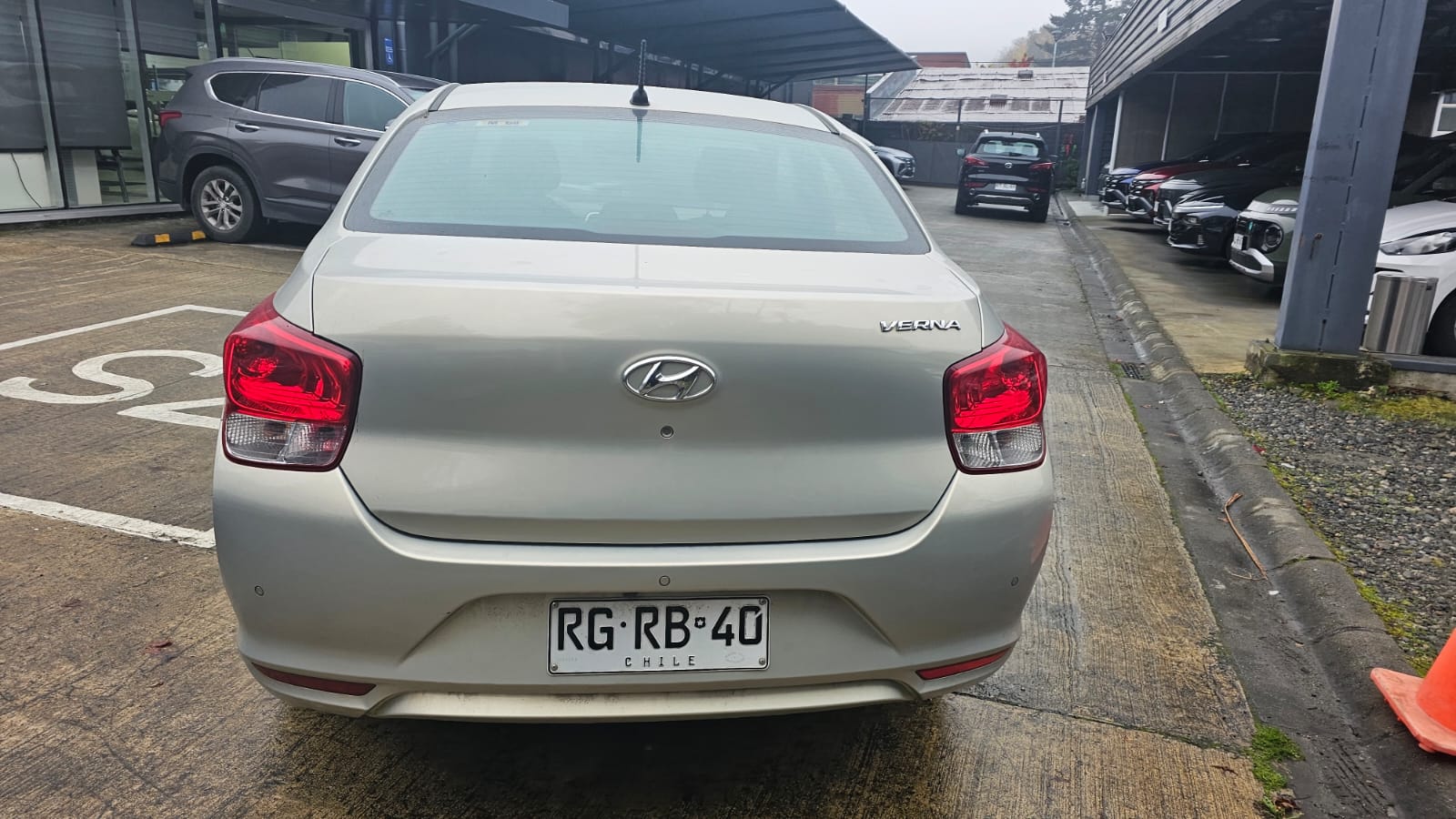 HYUNDAI VERNA 2021 - Imagen 7 de 12