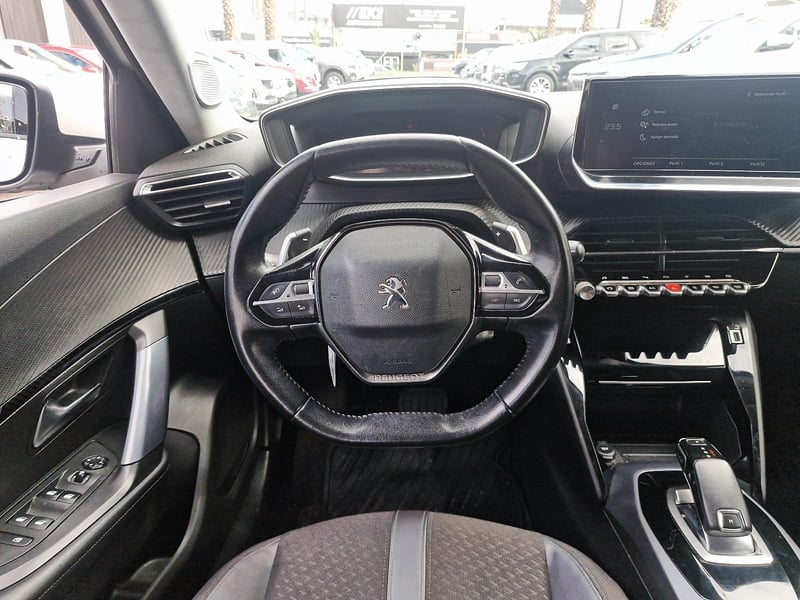 Peugeot 2008 2021 - Imagen 11 de 12