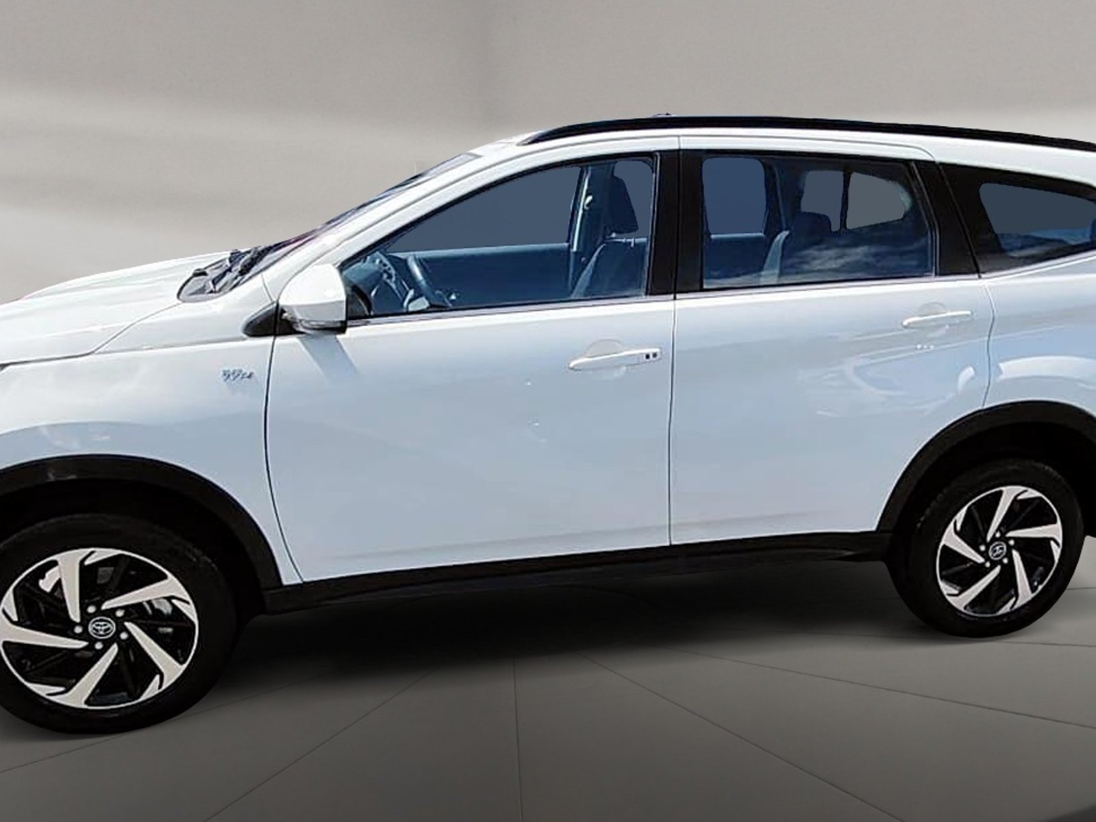 Toyota RUSH 2023 - Foto 5 de 12
