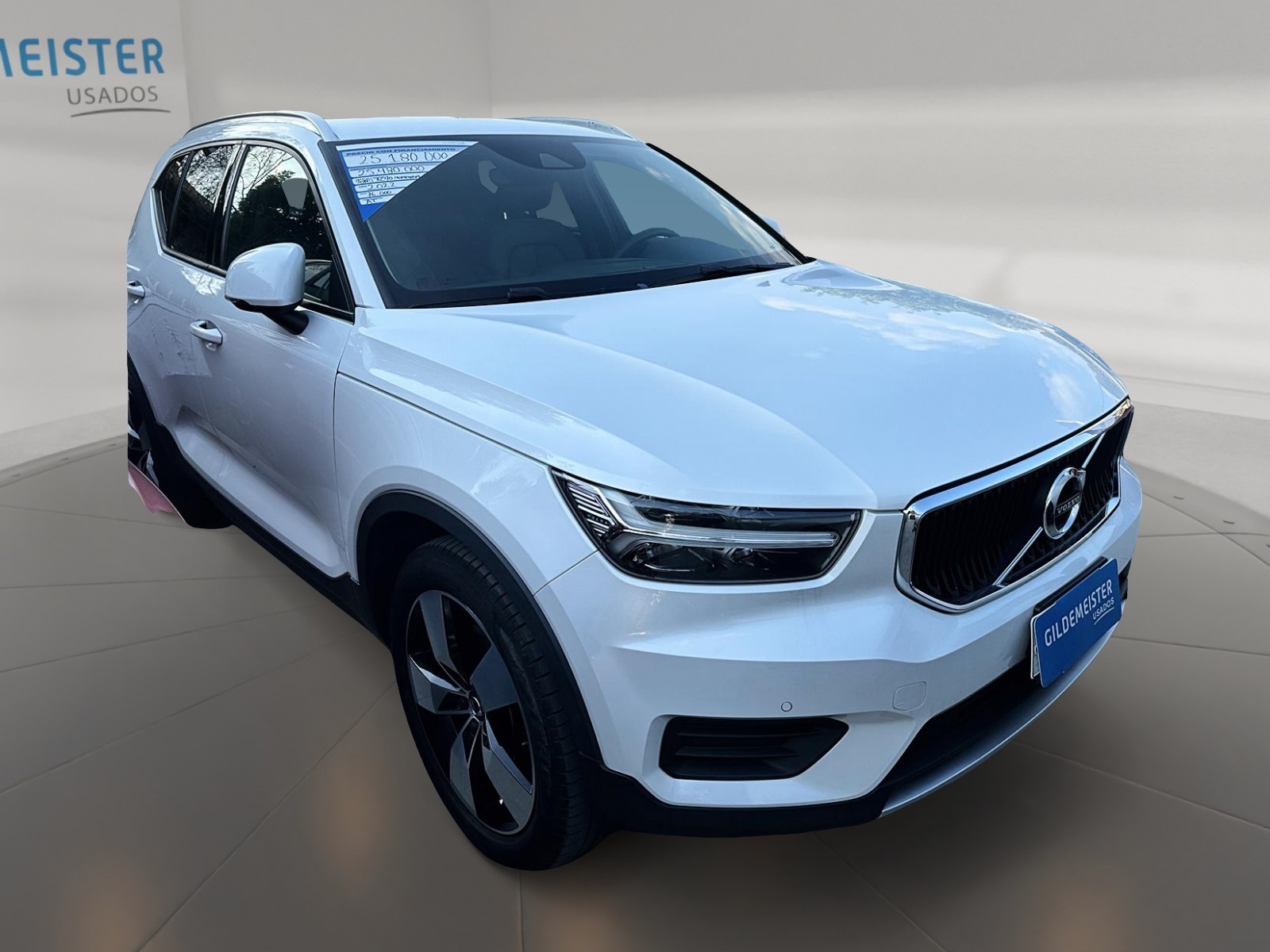 Volvo XC40 2022 - Foto 2 de 12
