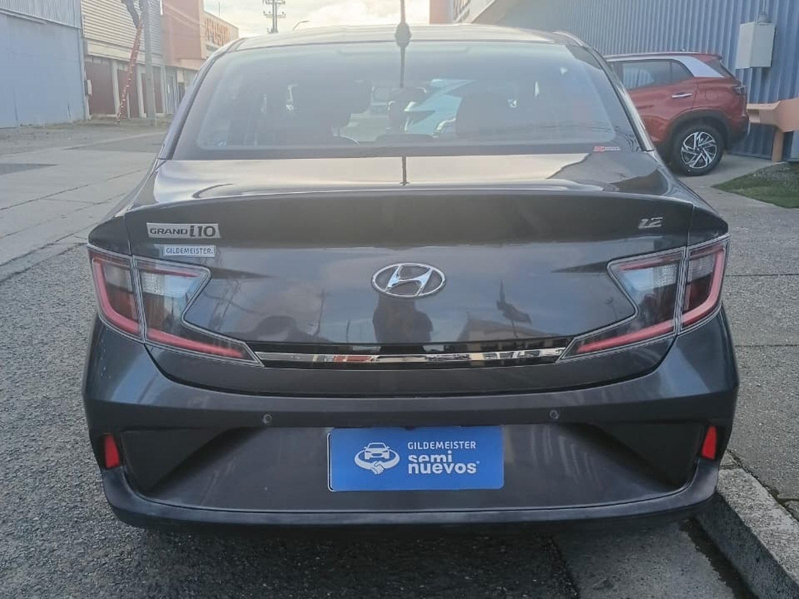 Hyundai GRAND I-10 2022 - Foto 3 de 8
