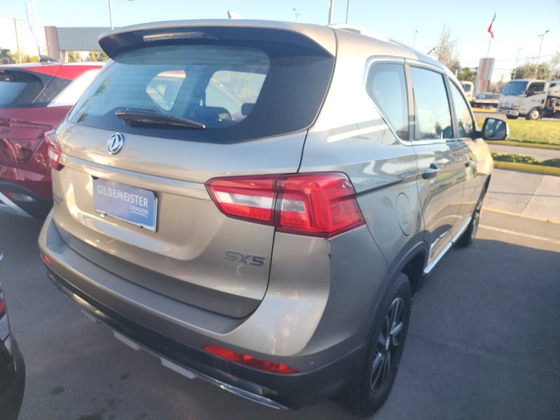 Dongfeng JOYEAR SX5 2022 - Imagen 3 de 11