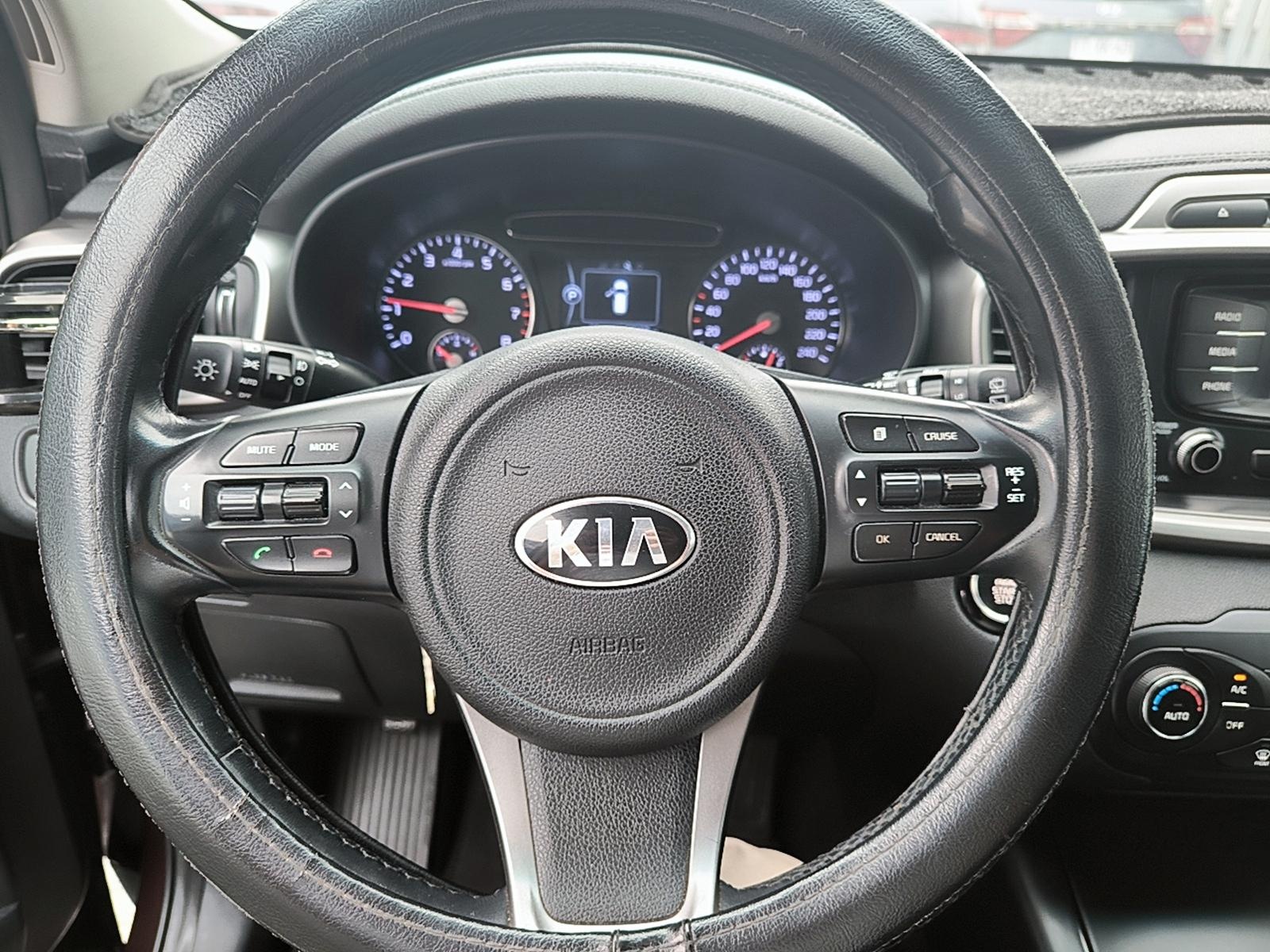 KIA SORENTO 2018 - Imagen 9 de 12