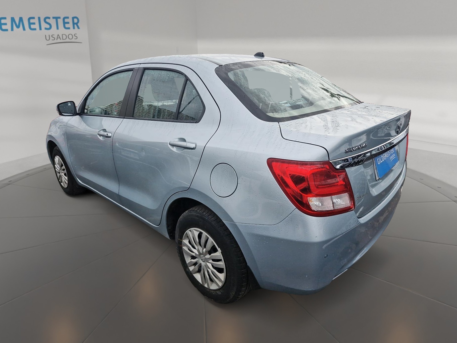 Suzuki SUZUKI 2024 - Foto 4 de 11