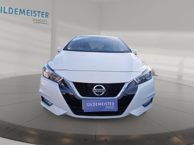 Nissan VERSA 2021