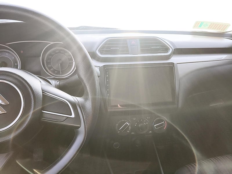 Suzuki SUZUKI 2024 - Imagen 11 de 11
