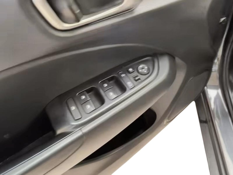 Hyundai VENUE 2023 - Imagen 7 de 12