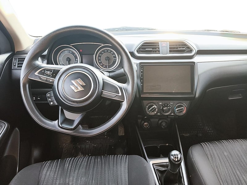 Suzuki SUZUKI 2024 - Imagen 8 de 11