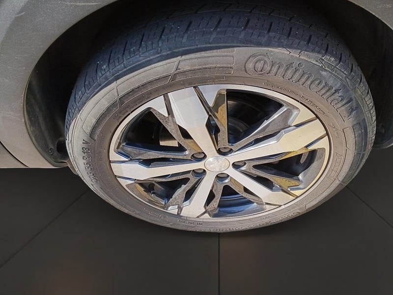 Peugeot 3008 2023 - Imagen 6 de 12