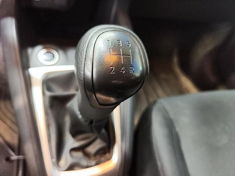 Nissan VERSA 2025 - Imagen 9 de 12