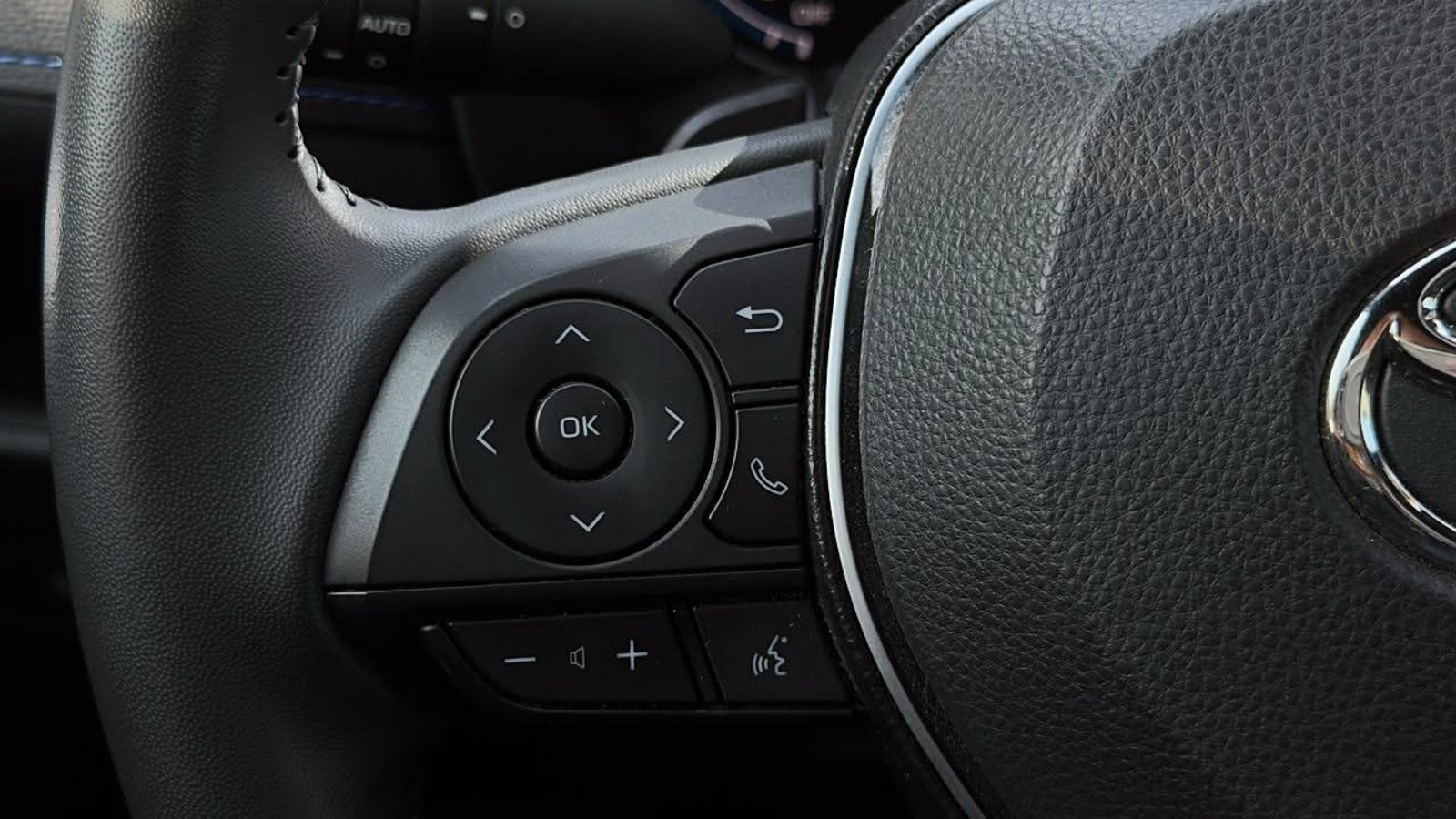 Toyota RAV4 2025 - Imagen 8 de 12