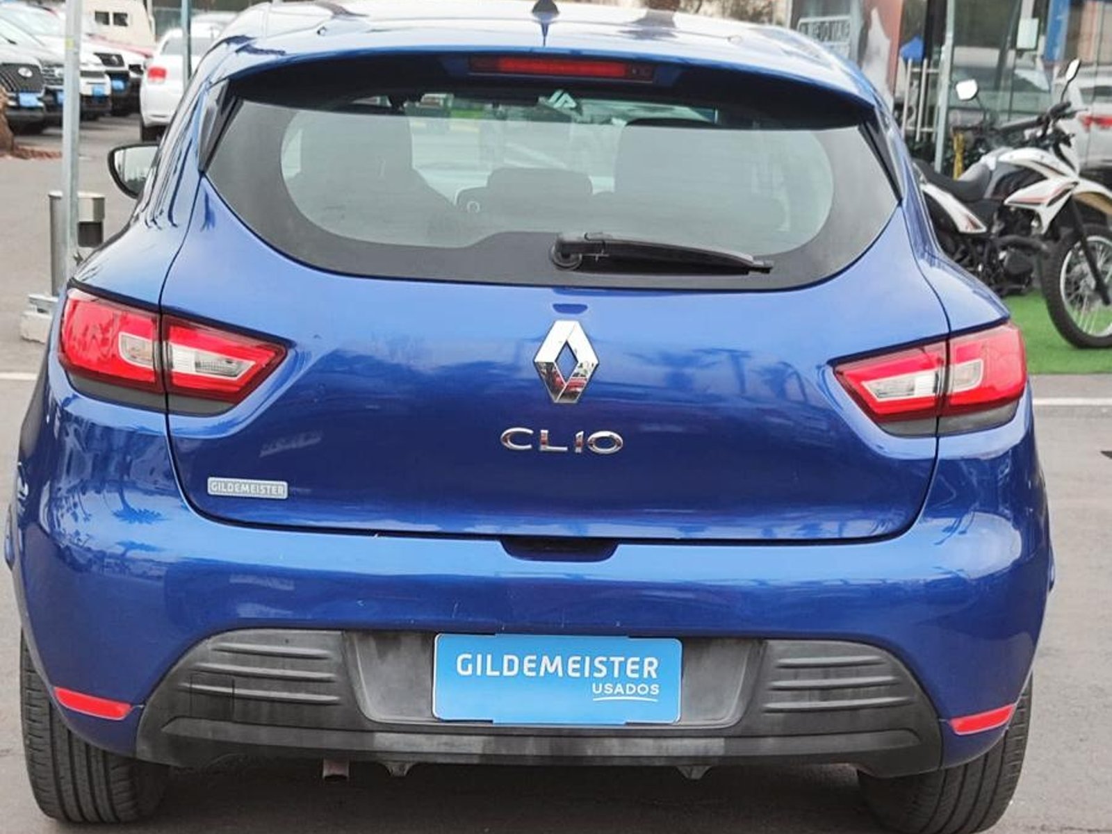 Renault CLIO 2021 - Foto 3 de 12