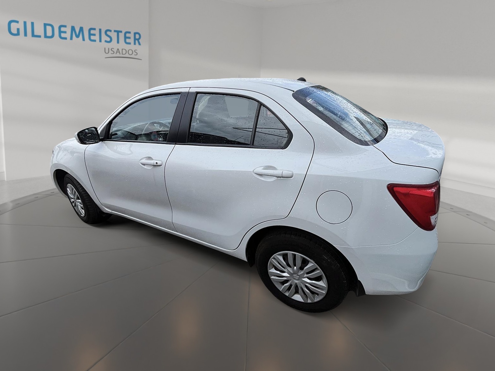 Suzuki SUZUKI 2024 - Imagen 4 de 8