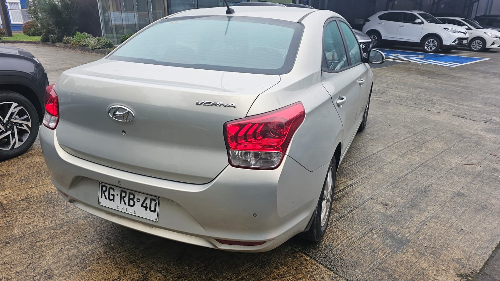 HYUNDAI VERNA 2021 - Imagen 4 de 12