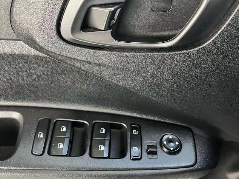 Hyundai GRAND I-10 2023 - Imagen 10 de 12