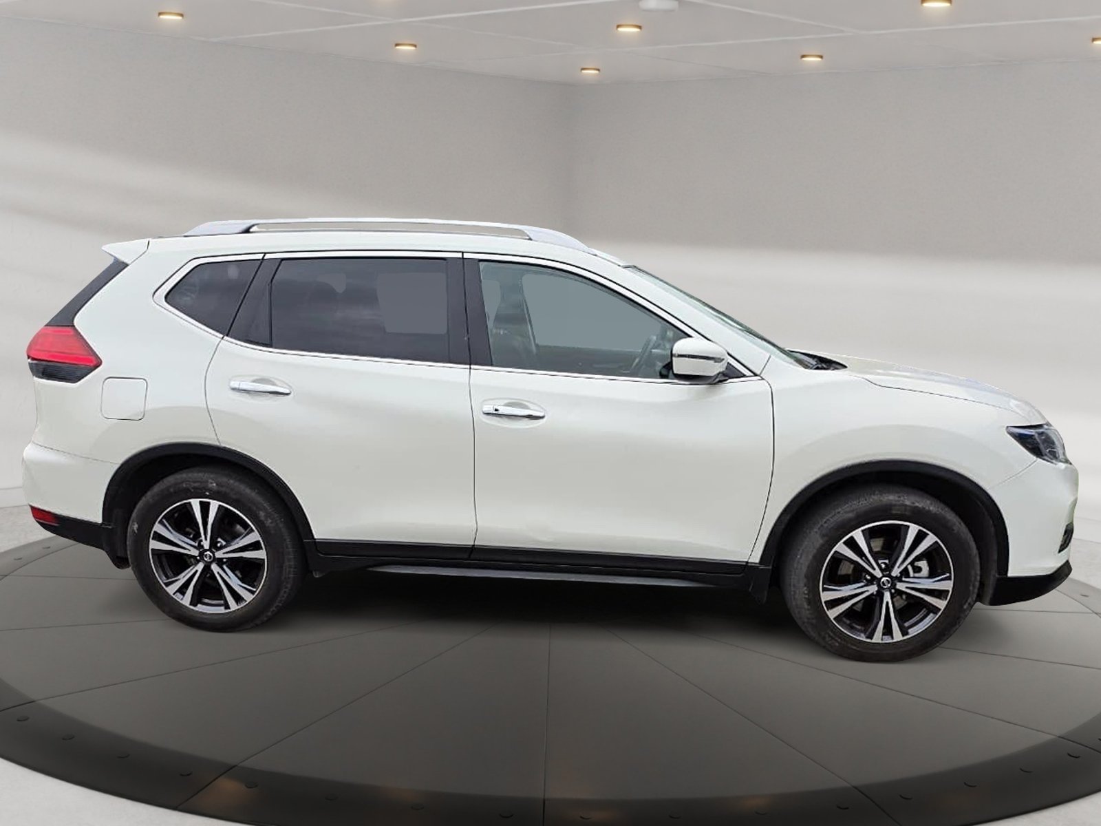 Nissan X-TRAIL 2019 - Foto 4 de 12