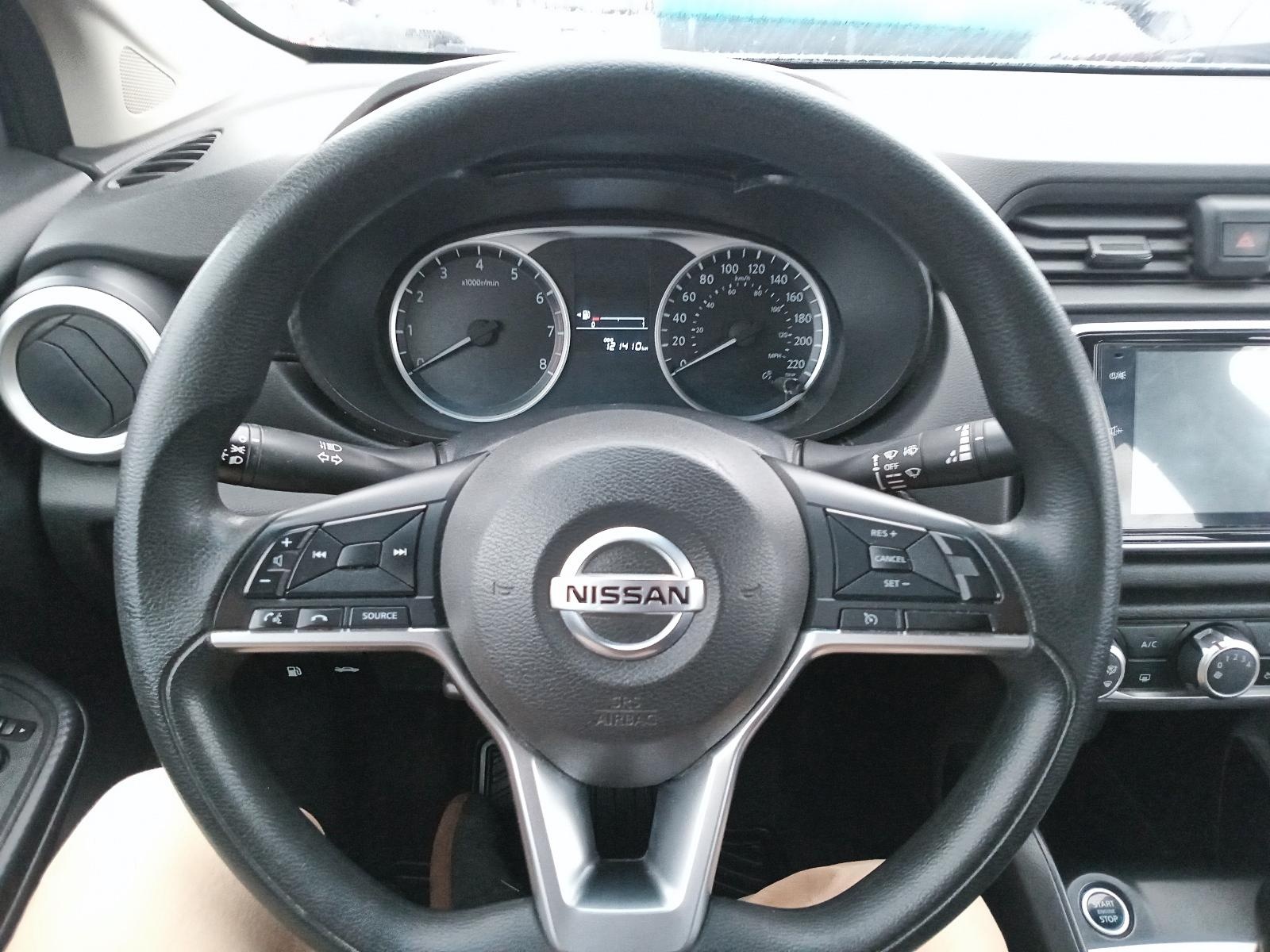 NISSAN VERSA 2023 - Imagen 10 de 12