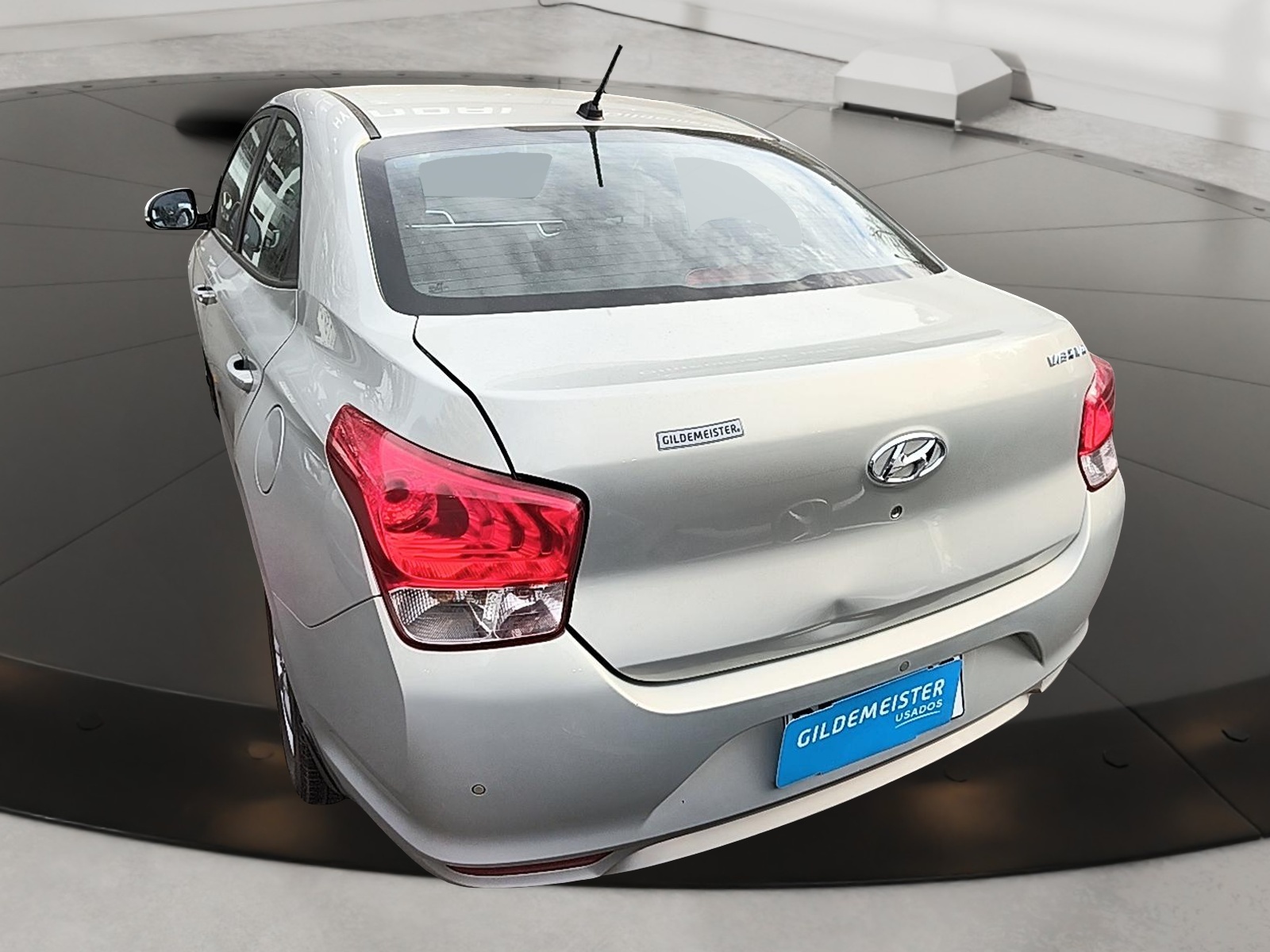 Hyundai VERNA 2021 - Foto 3 de 12