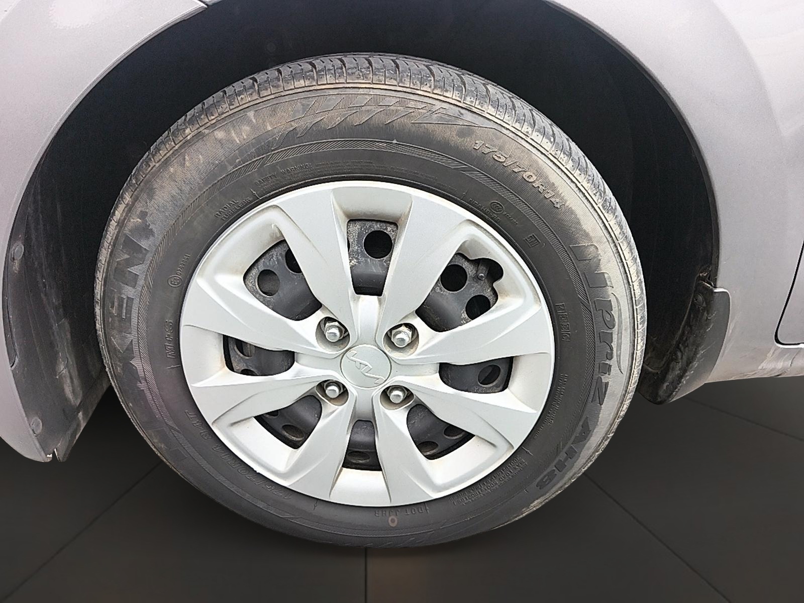 Kia SOLUTO 2023 - Imagen 6 de 12