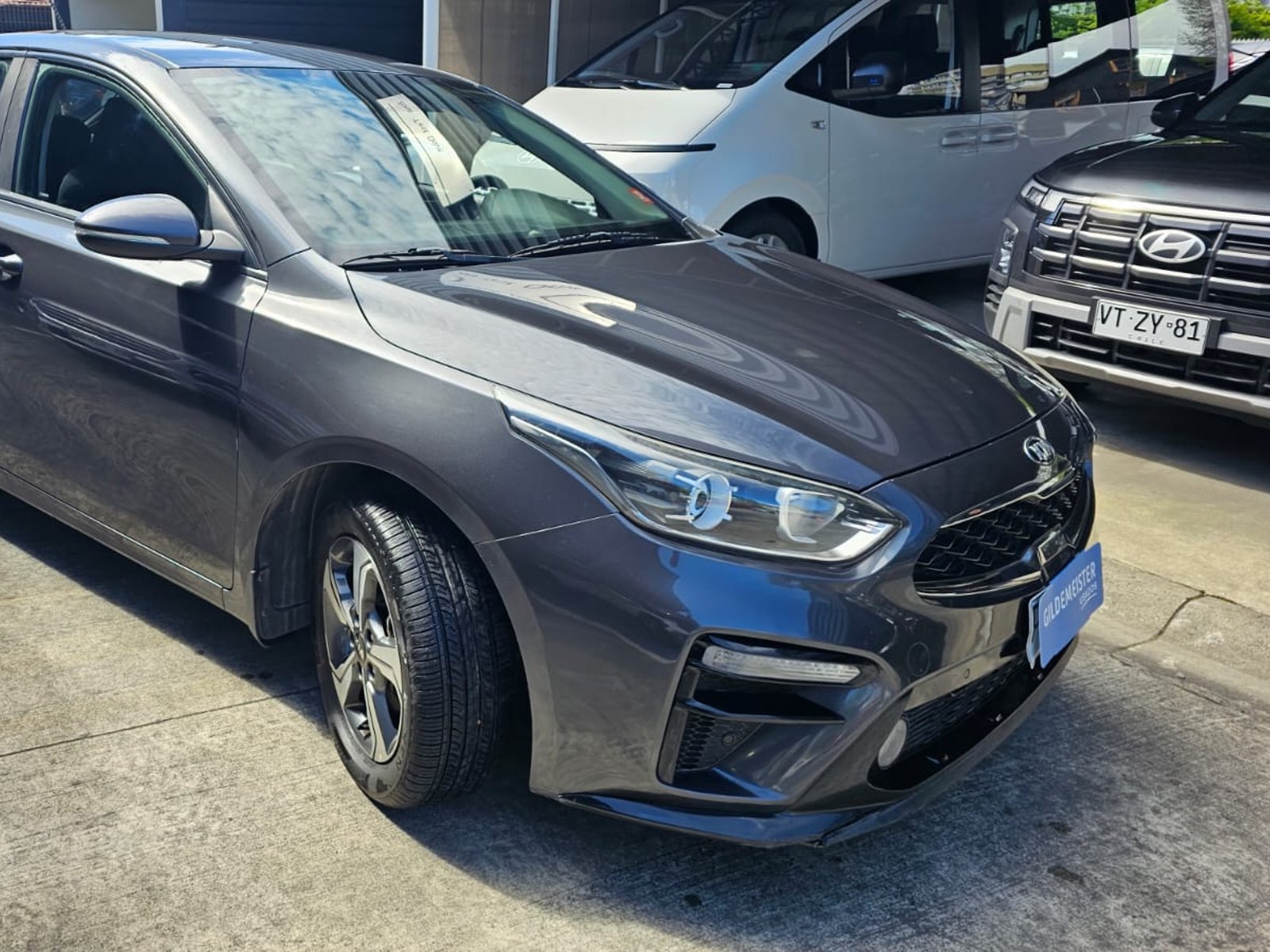 Kia CERATO 2020 - Foto 2 de 11