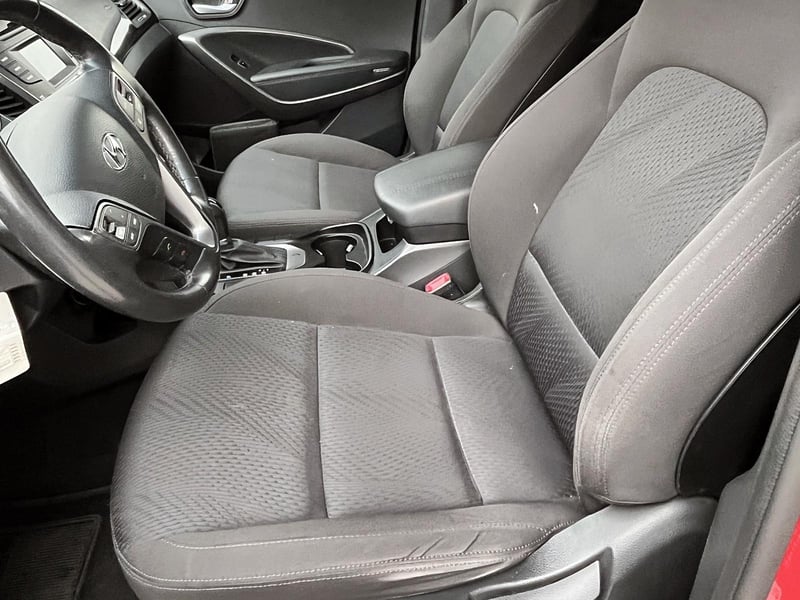 Hyundai SANTA FE 2016 - Imagen 8 de 12