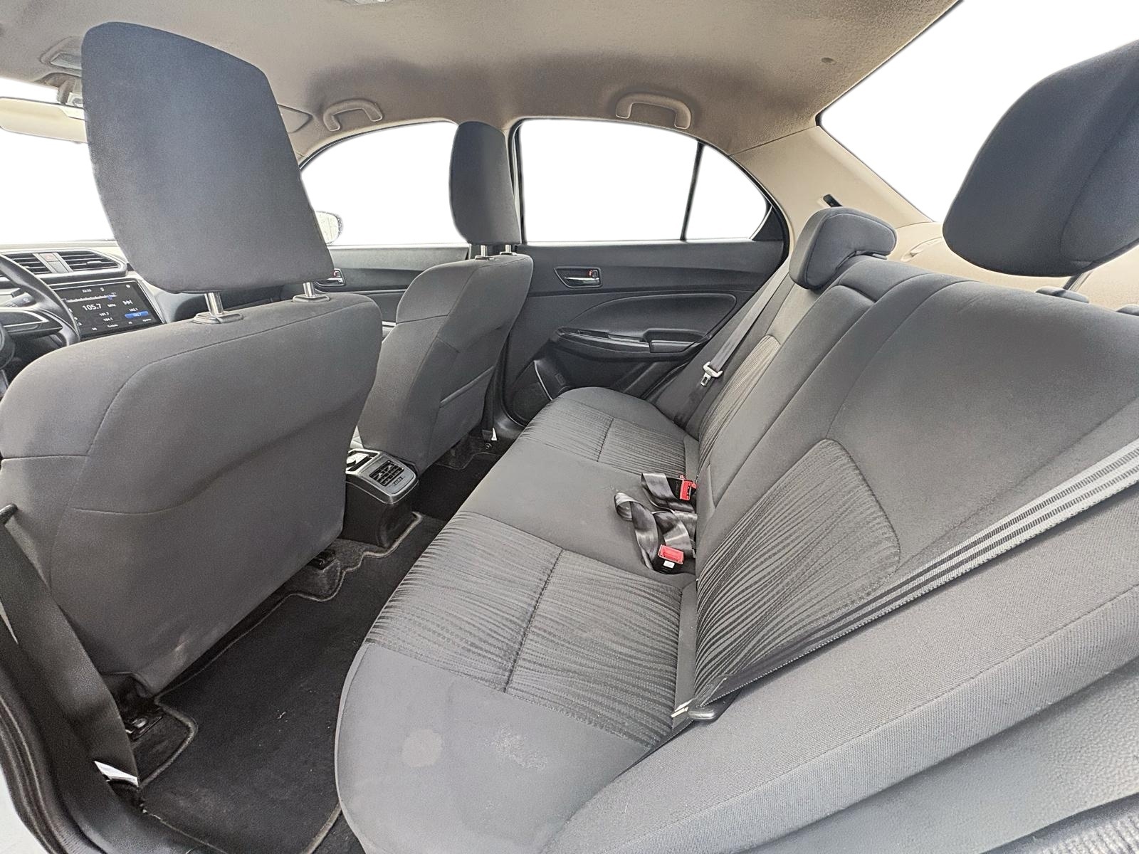 Suzuki SUZUKI 2024 - Imagen 8 de 8