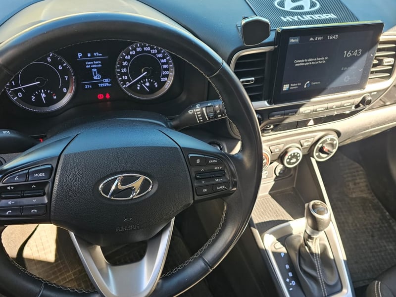 Hyundai VENUE 2021 - Imagen 7 de 9