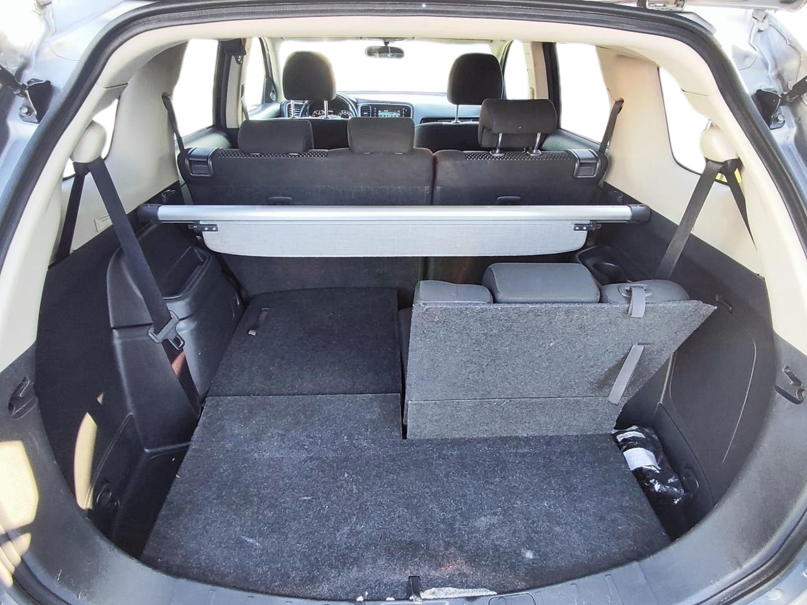 Mitsubishi OUTLANDER 2019 - Imagen 11 de 12