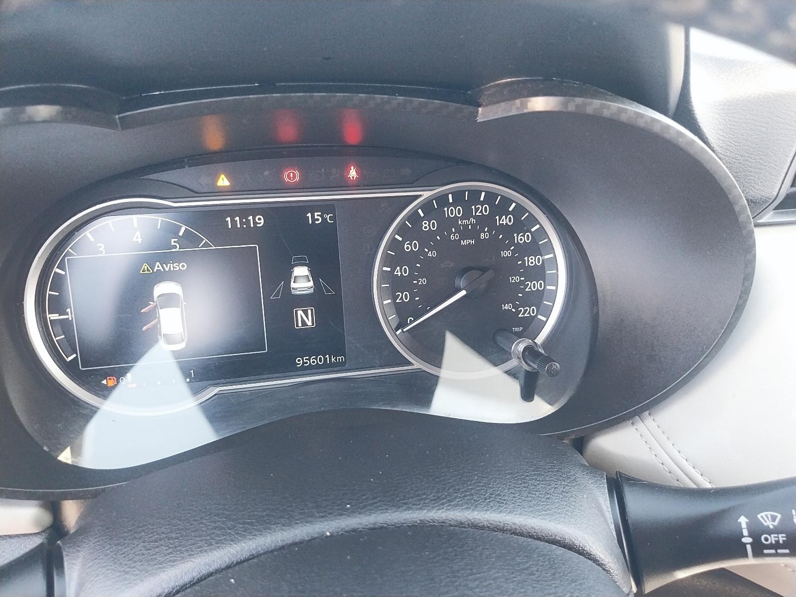 Nissan VERSA 2021 - Imagen 11 de 12