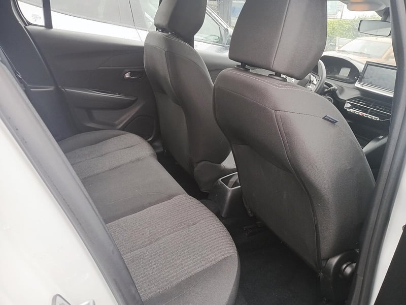 Peugeot 208 2024 - Imagen 9 de 12